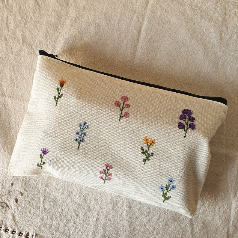 Handbemaltes Federmäppchen aus Stoff mit Wildblumenmuster, 21 x 13 cm, für Schule und Kosmetik