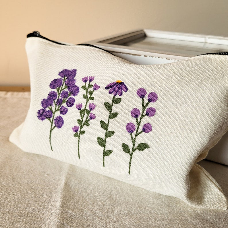 Handbemaltes Federmäppchen aus Stoff mit Reißverschluss, 21 x 13 cm, Blumenmotiv, Blau