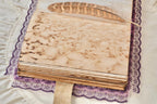 Handgemachtes Junk Journal A6 mit lila Rosen Vintage Stoff, 500 Seiten, leer