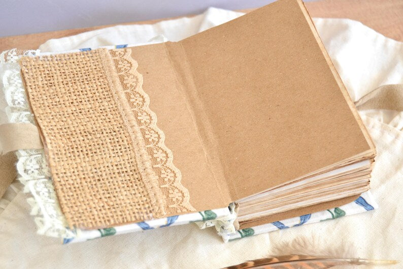 Mini Junk Journal A7 – Leeres Notizbuch aus französischem Baumwollstoff mit Spitze, Vintage-Stil, 360 Seiten, Hardcover, handgenäht
