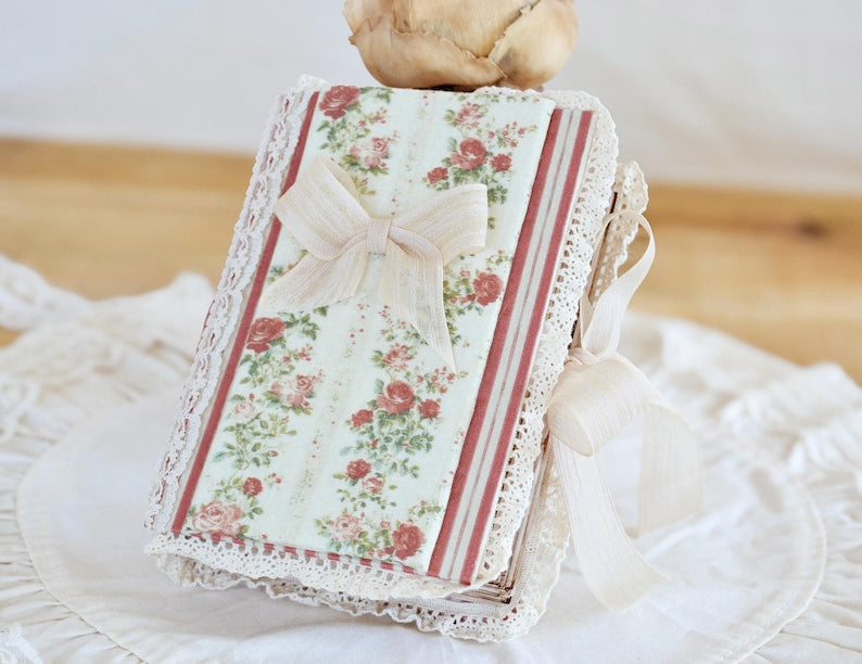 Rotes Rosen A6 Hardcover Stoff Vintage Stil 500 Seiten leer