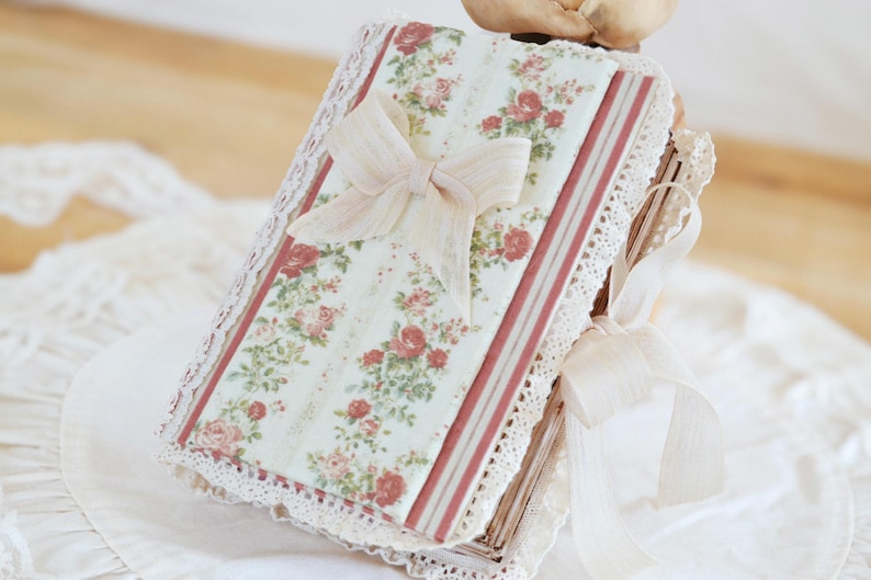 Rotes Rosen A6 Hardcover Stoff Vintage Stil 500 Seiten leer
