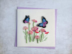 Quilling Grußkarte mit Schmetterling und Blumen, 3D handgefertigt, 15 x 15 cm mit Umschlag