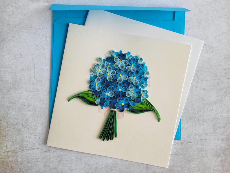 Quilling Grußkarte Hortensienstrauß – Handgefertigte 3D Papierkunst Blumenkarte 15 x 15 cm mit Umschlag
