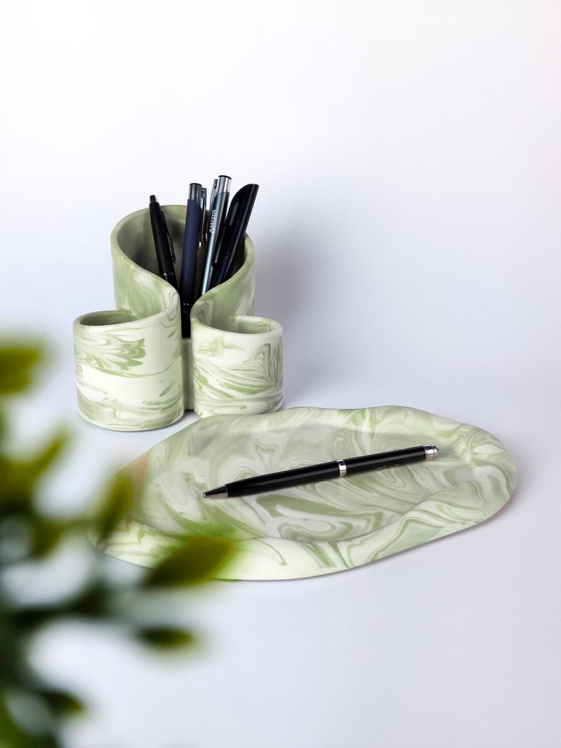 Schreibtisch-Organizer aus Polymergips, Stifte- und Pinselhalter, minimalistische Bürodekoration