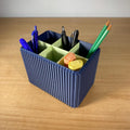 Moderner gerippter Schreibtisch-Organizer – 3D-gedruckter Stiftehalter mit 6 Fächern, Marineblau/Limettengrün, 12,8 x 14,7 x 10 cm