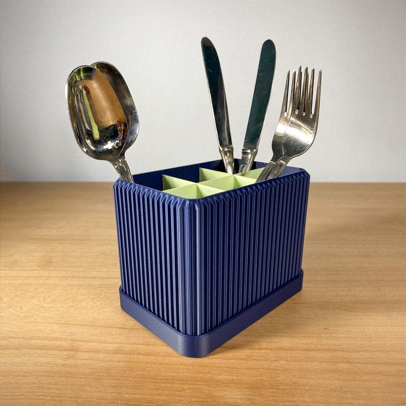 Moderner gerippter Schreibtisch-Organizer – 3D-gedruckter Stiftehalter mit 6 Fächern, Marineblau/Limettengrün, 12,8 x 14,7 x 10 cm
