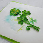 Quilling Kleeblatt Karte, handgefertigte Glückwunschkarte mit 3D Kleeblatt Motiv, 15x15 cm, mit Umschlag