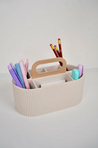 Minimalistischer Stiftehalter mit Tragegriff, Schreibtisch-Organizer mit mehreren Fächern, 216 x 111 x 140 mm