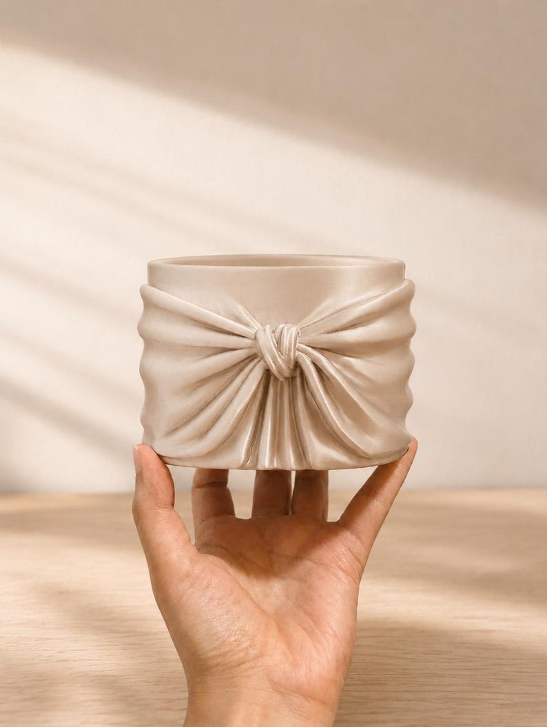 3D-gedruckter Schleifen-Stiftehalter, Stiftebecher mit drapiertem Design, Schreibtisch-Organizer für Stifte