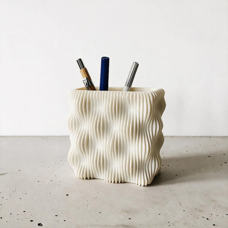 Stifthalter aus 3D-gedrucktem PLA, modernes geschwungenes Design, Schreibtischorganizer für Stifte und Bleistifte